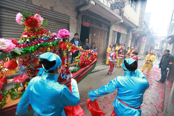 ׺Ӻӽ״꣬[tһl