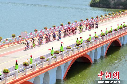 2018_{ȱh(hun)_H·܇ِ_ĻR z