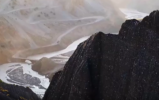 ͨ򷱘s֮·ڶԽɽc(din)ȿ